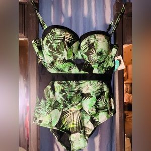 Torrid one piece bathing suit